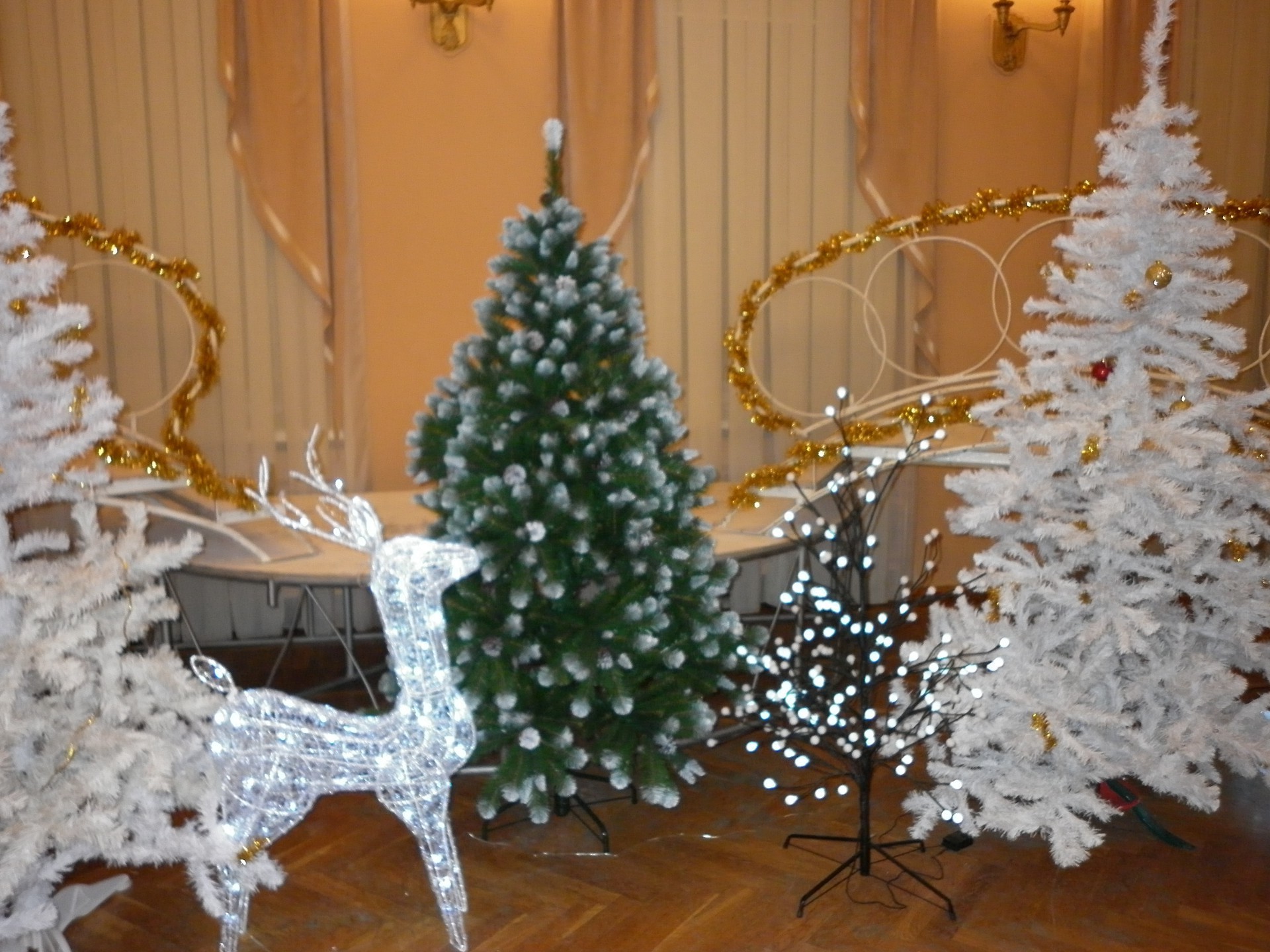 ano novo natal inverno decoração feriado floco de neve neve merri geada temporada pinho árvore brilho madeira brilha vela abeto presente tradicional árvore de natal