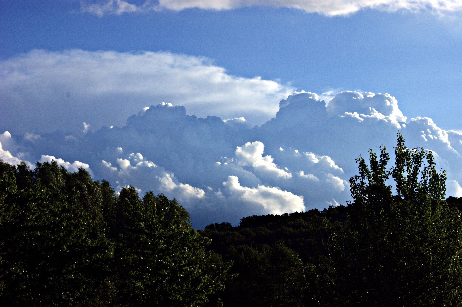 himmel himmel landschaft natur berge im freien reisen baum nebel sonne tageslicht sonnenuntergang licht gutes wetter holz wolke dämmerung sommer