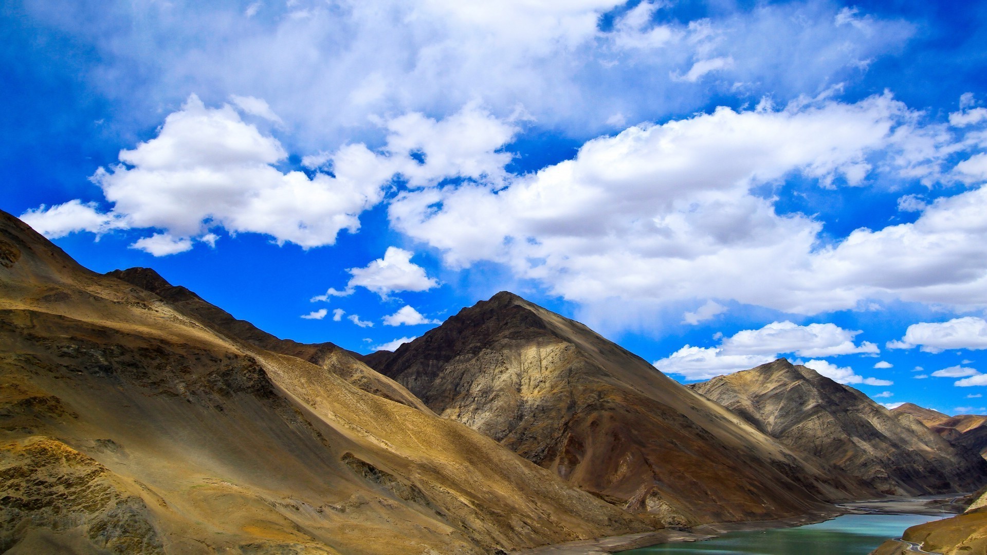 mountains travel mountain landscape sky outdoors nature scenic volcano daylight