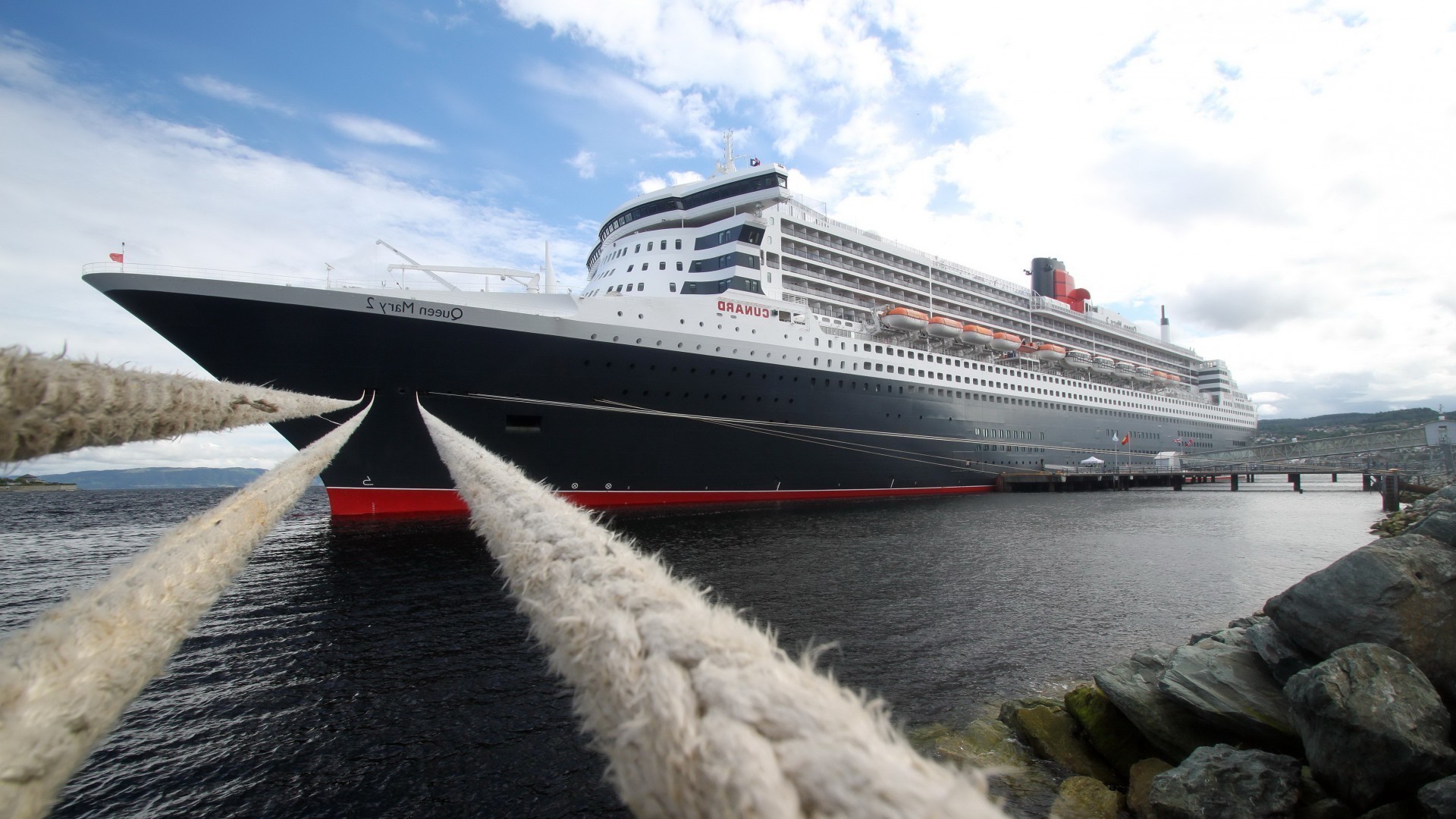 grands navires et paquebots eau voyage bateau système de transport voiture navire bateau ciel à l extérieur mer port voile