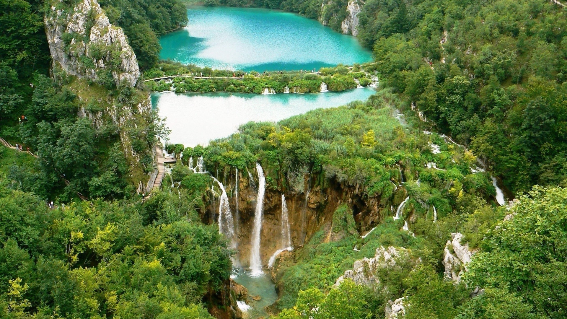 cascate acqua natura legno paesaggio cascata viaggi albero estate fiume montagna all aperto scenico foglia tropicale roccia flusso vista paesaggio parco