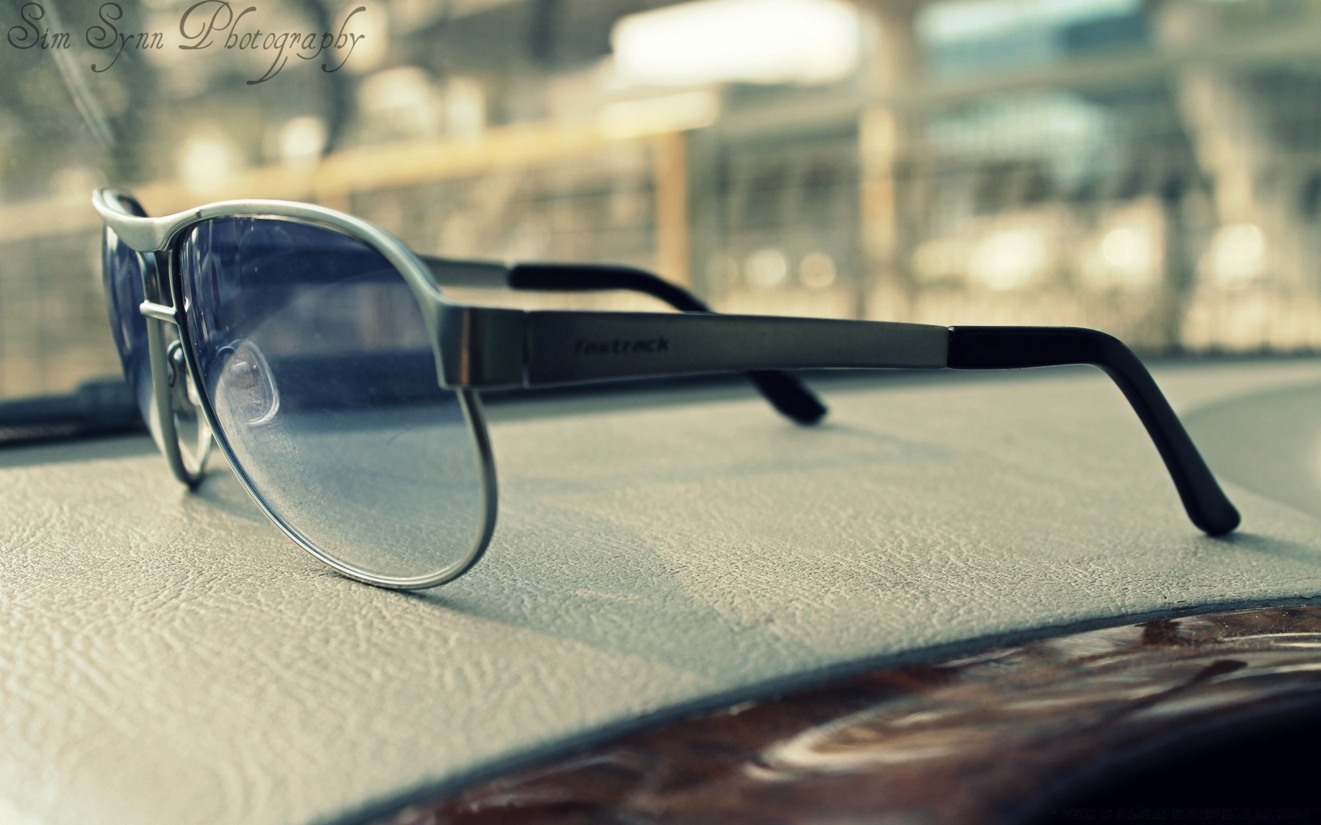 macro coche desenfoque coche viajes calle sistema de transporte reflexión gafas carretera gafas ciudad vintage gafas de sol negocio tráfico buen tiempo vacaciones