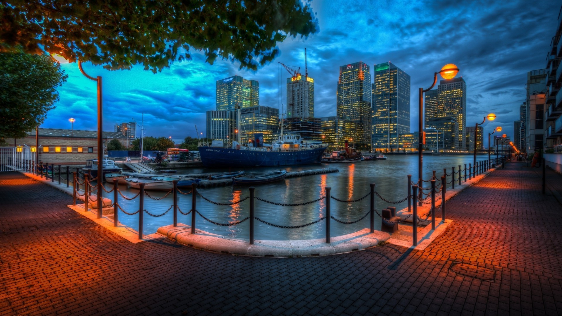 grattacieli città architettura acqua viaggi casa città crepuscolo tramonto sera riflessione skyline ponte urbano lungomare grattacielo cielo fiume luce centro hotel