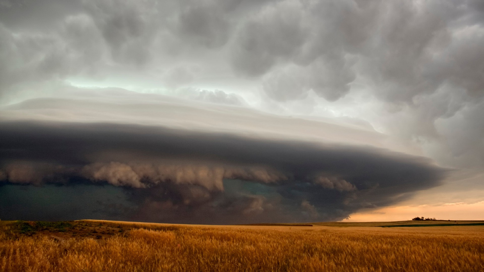 wind sturm landschaft sonnenuntergang himmel regen gewitter dämmerung nebel wetter im freien natur dramatisch abend donner landwirtschaft wolke prärie herbst moody