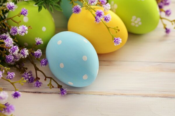 Beautiful Easter Egg Decorations