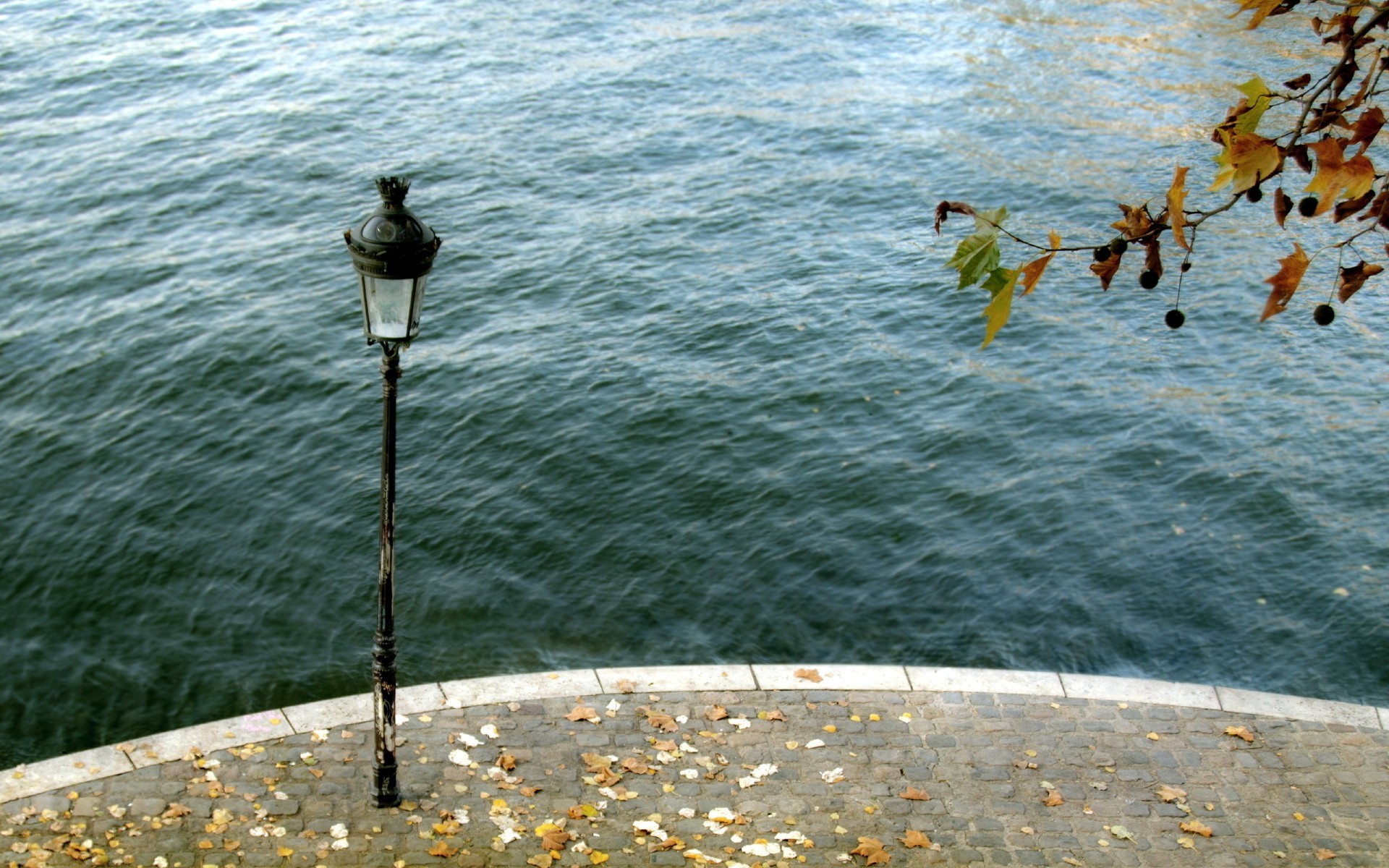 stadt und architektur wasser natur im freien sommer urlaub see reisen meer herbst nass gutes wetter erholung himmel entspannung gelassenheit ozean