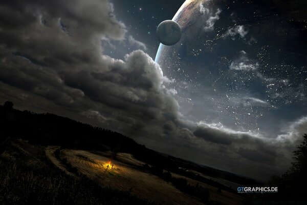 Свет Луны в вечернем небе