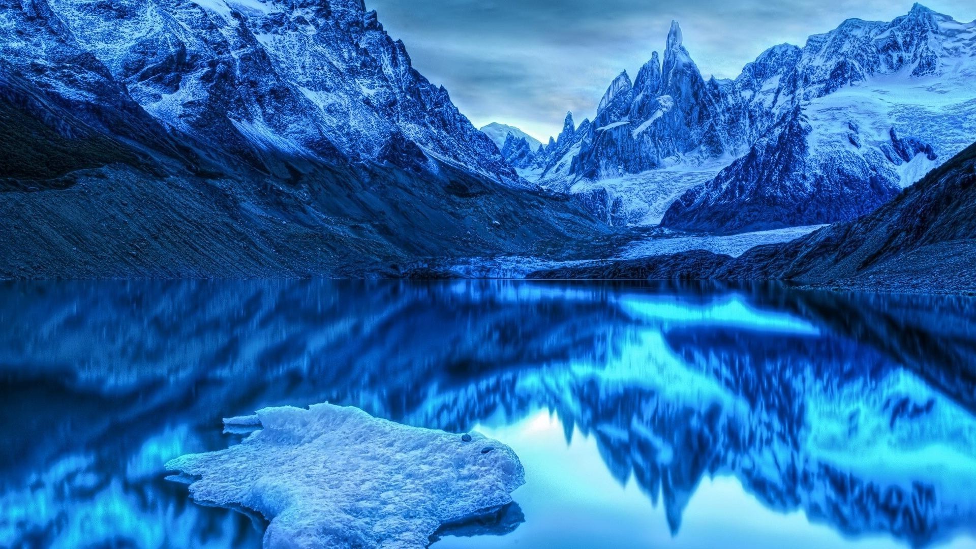 winter snow water ice travel nature landscape cold outdoors reflection mountain frosty glacier