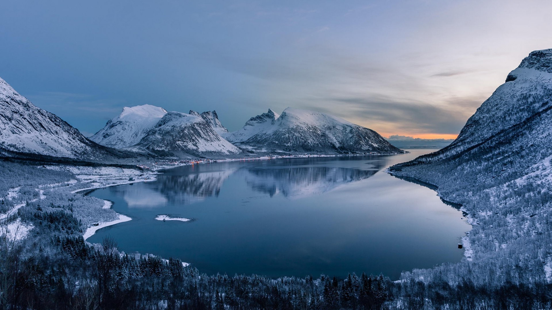 lake snow water ice travel mountain glacier winter outdoors frosty nature landscape