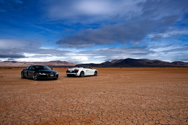 Auto. Landscape in the desert