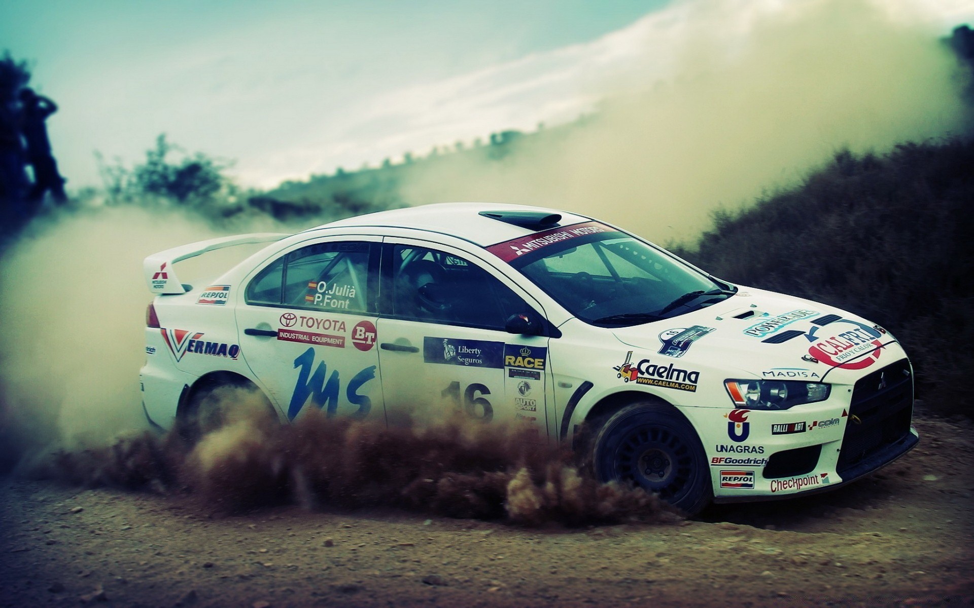 autre technique course voiture voiture compétition dépêchez-vous championnat rallye route action paysage système de transport piste