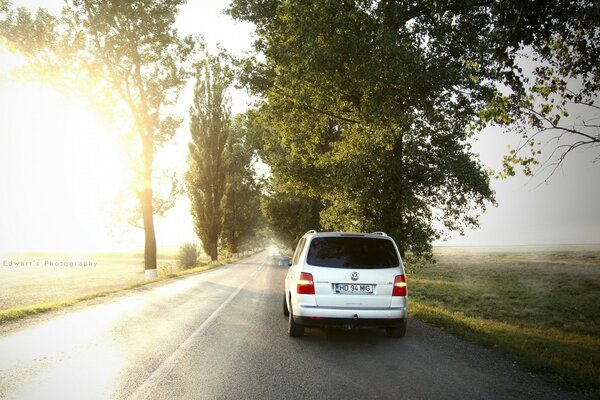 Quand la voiture tient sûrement la route