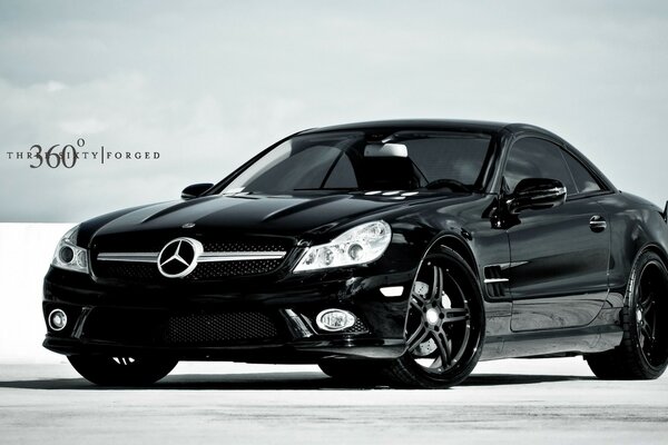 A chic Mercedes Benz will conquer your hearts