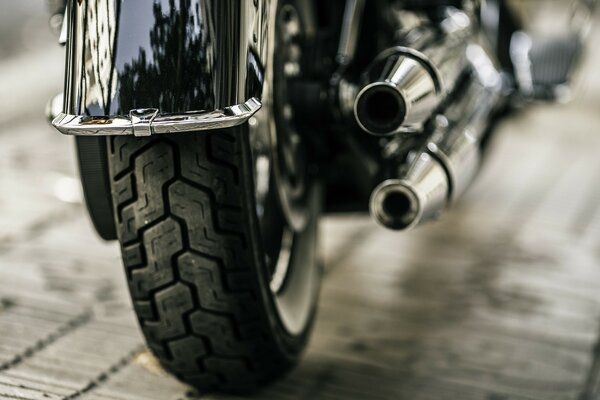 Wheels for a sports motorcycle