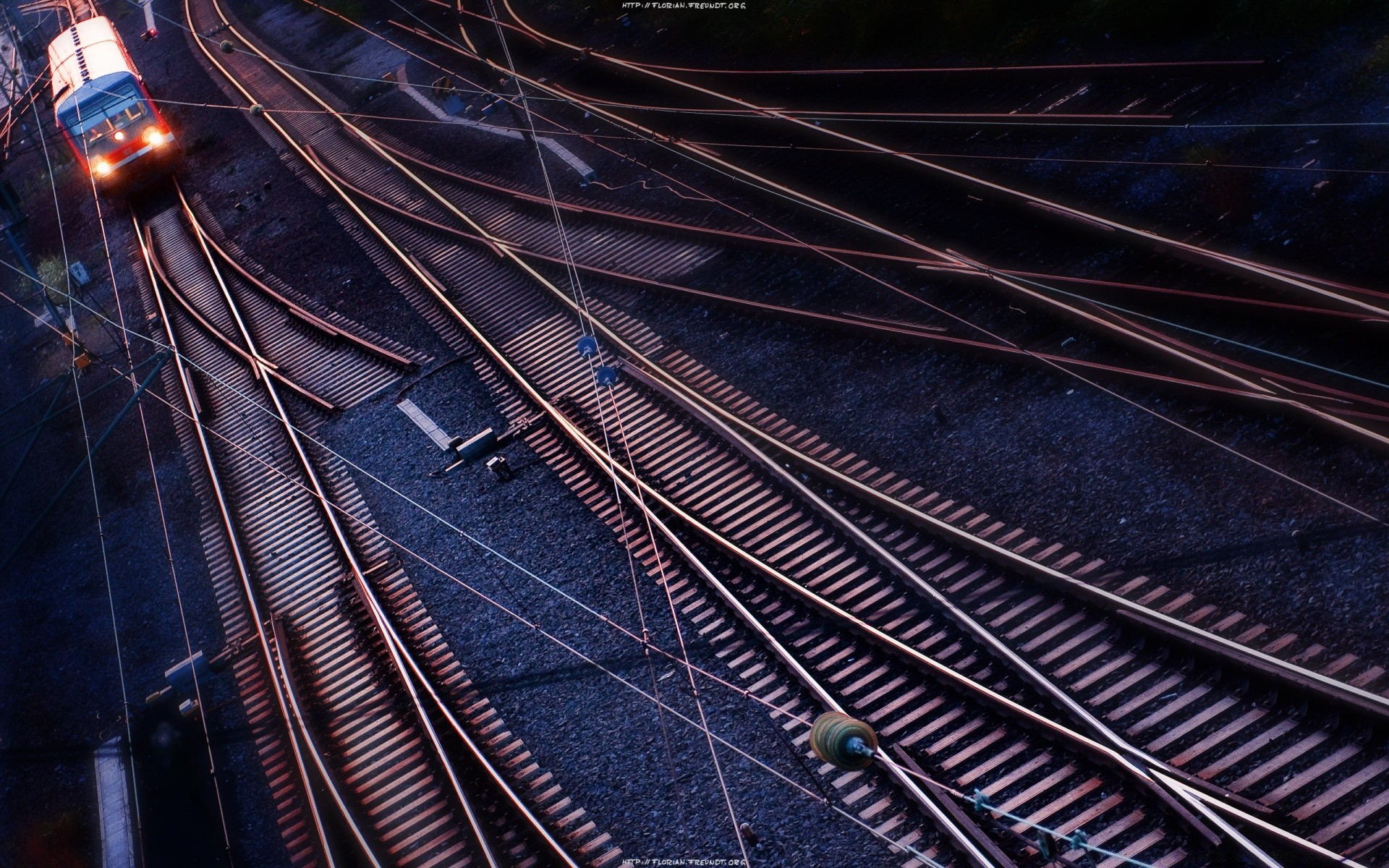 trenes acero industria sistema de transporte tecnología luz