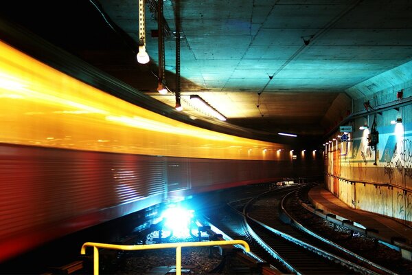 Luz transporte metro exposición