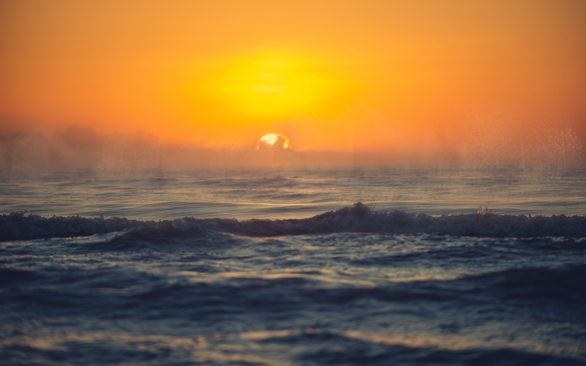 mar y océano puesta de sol amanecer agua paisaje sol noche cielo crepúsculo mar naturaleza playa al aire libre buen tiempo niebla luz océano