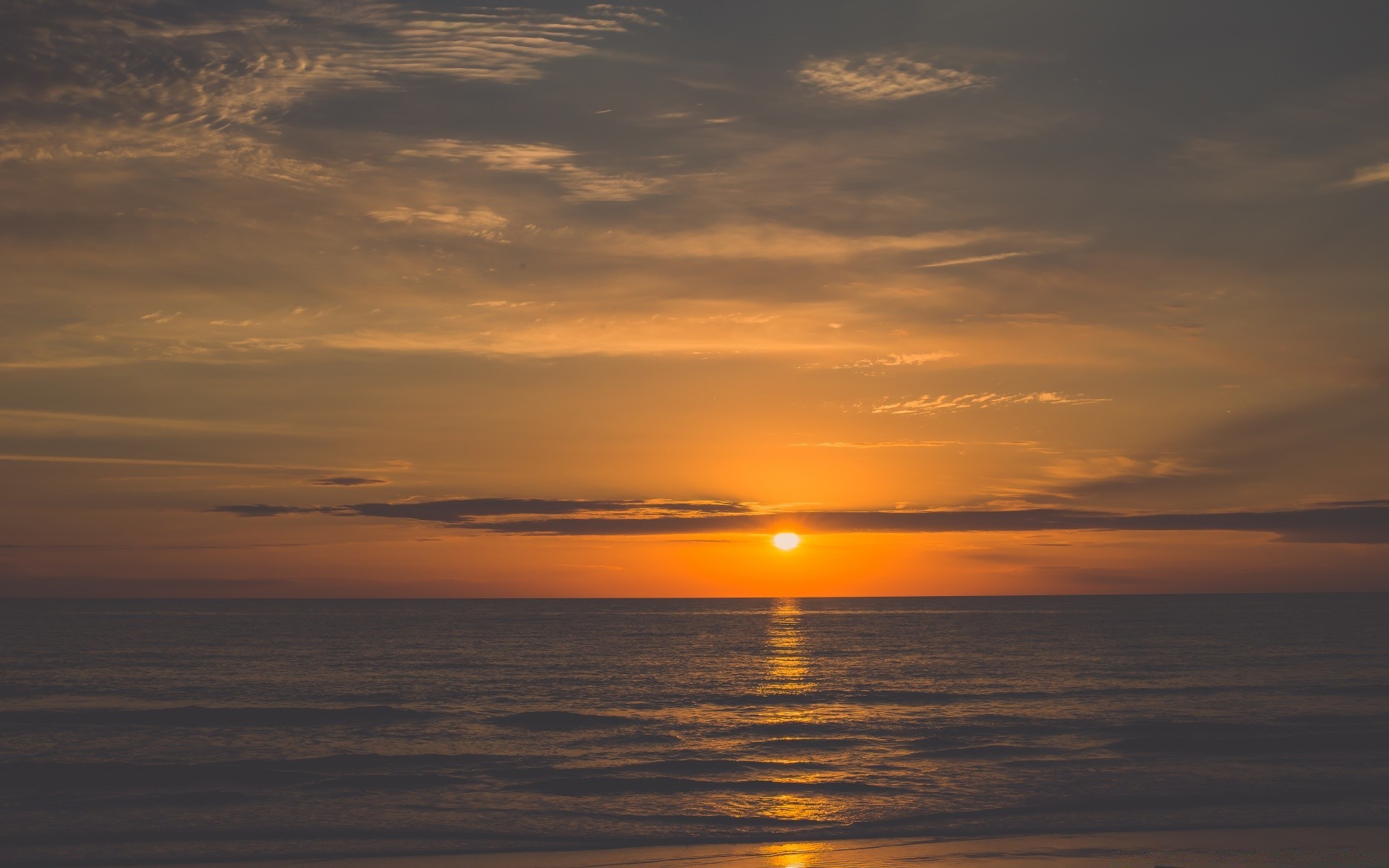 mare e oceano tramonto sole alba acqua sera crepuscolo bel tempo cielo spiaggia mare oceano paesaggio riflessione estate