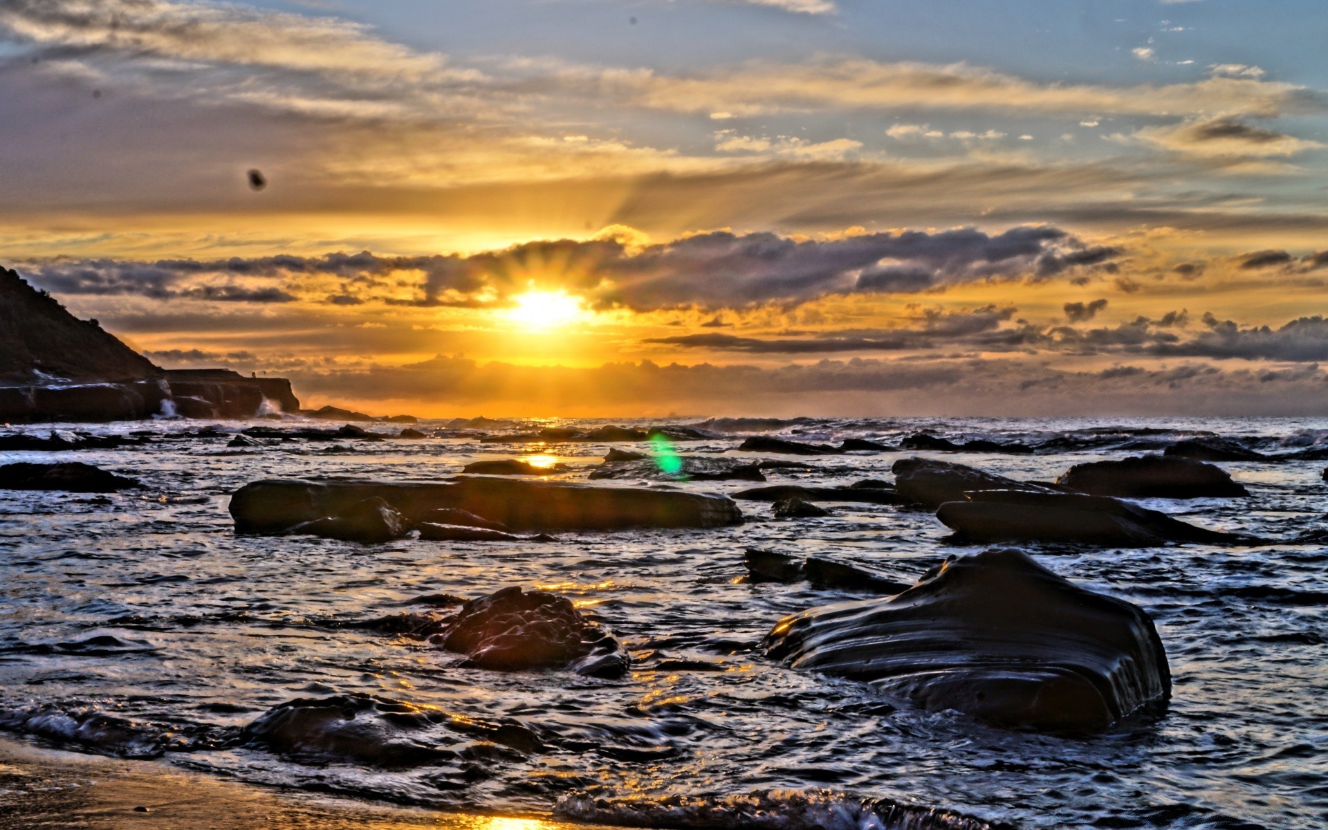 mare e oceano tramonto acqua mare oceano crepuscolo alba spiaggia sera mare paesaggio sole riflessione paesaggio cielo bel tempo natura roccia