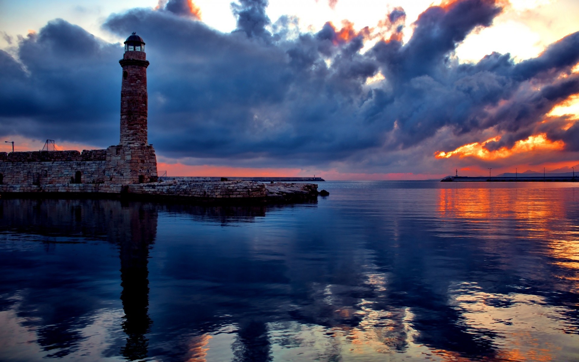 mer et océan coucher de soleil eau aube crépuscule soir ciel réflexion voyage mer océan à l extérieur soleil