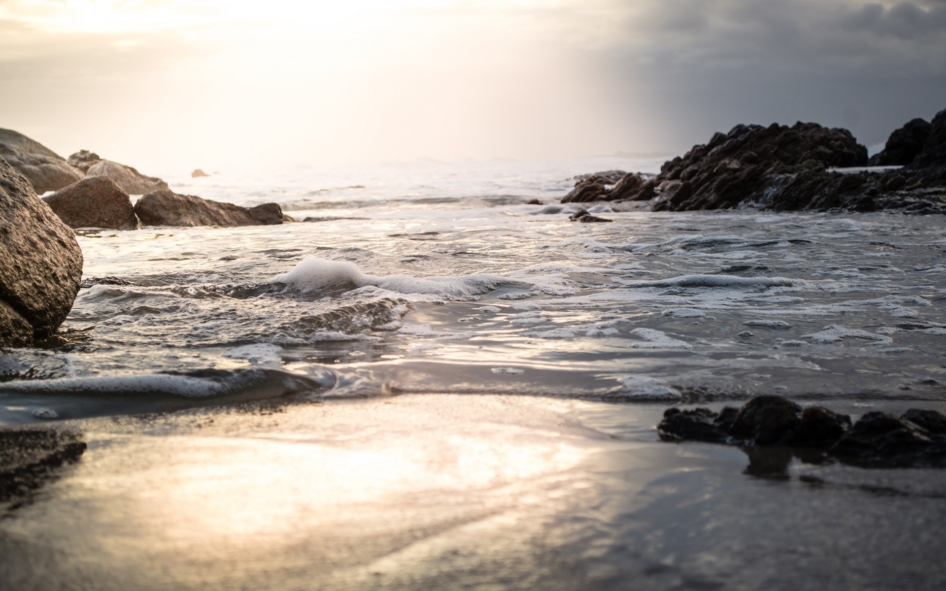 mer et océan eau coucher de soleil plage mer océan mer paysage surf soir paysage rock voyage crépuscule aube tempête vague ciel sable marée