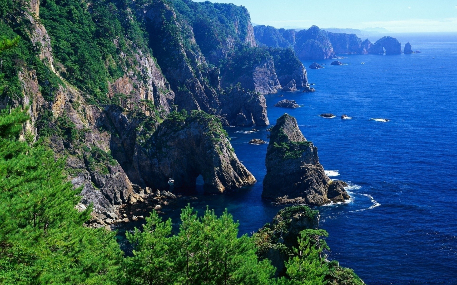 mer et océan eau voyage mer paysage rock nature île mer montagne ciel à l extérieur océan baie scénique paysage plage été