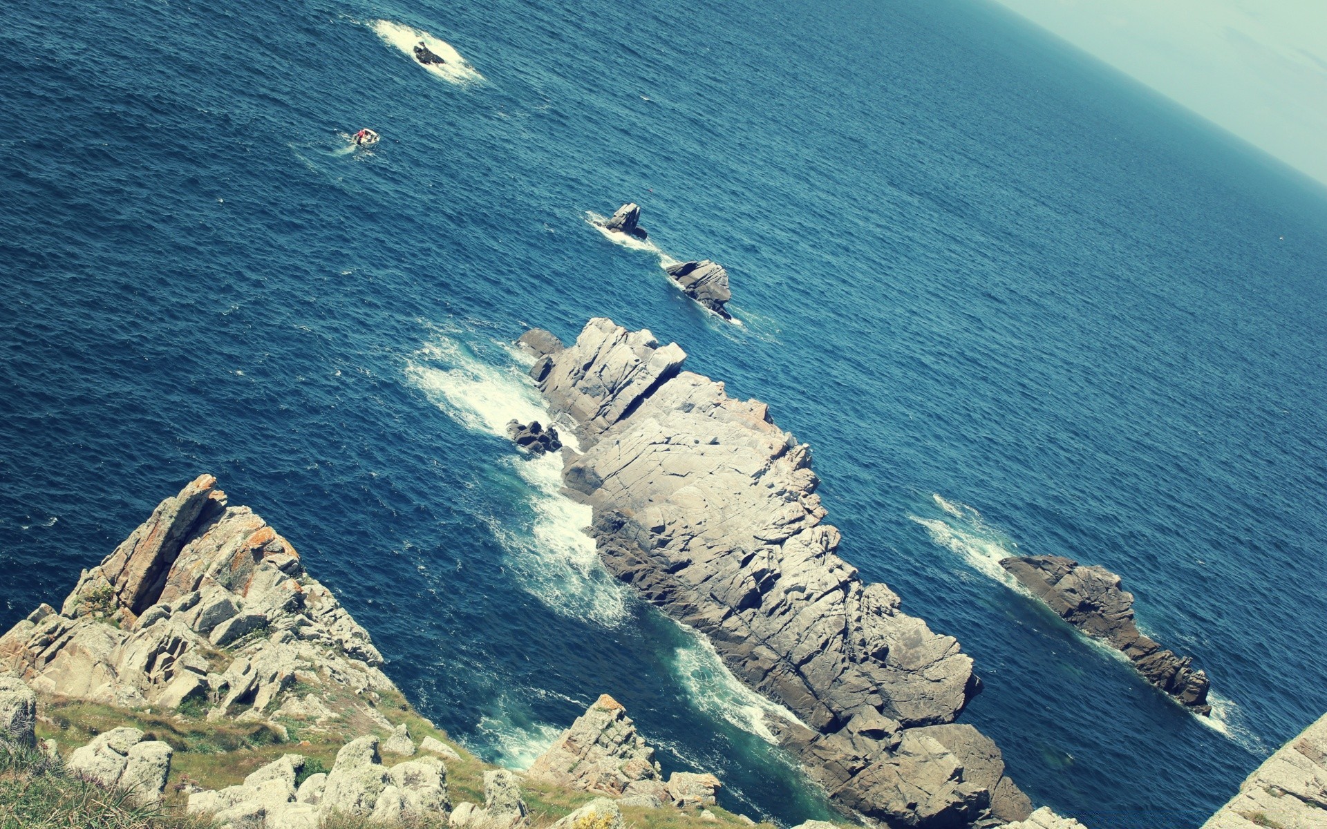 mare e oceano acqua mare mare viaggi paesaggio oceano spiaggia natura all aperto cielo roccia estate isola vacanza luce del giorno scenico paesaggio spettacolo