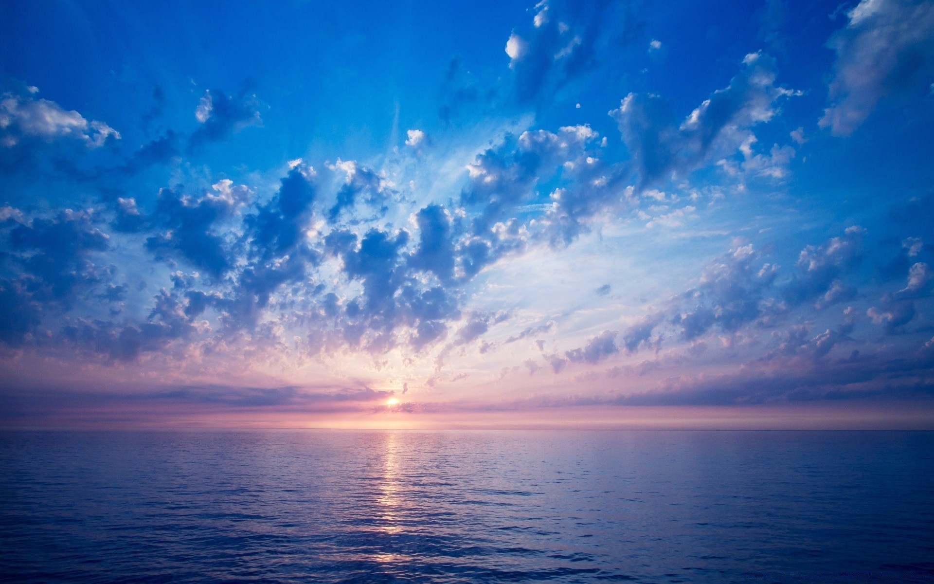 meer und ozean sonne sonnenuntergang wasser sommer gutes wetter landschaft himmel natur dämmerung landschaftlich meer am abend tageslicht idylle himmel im freien licht dämmerung ozean