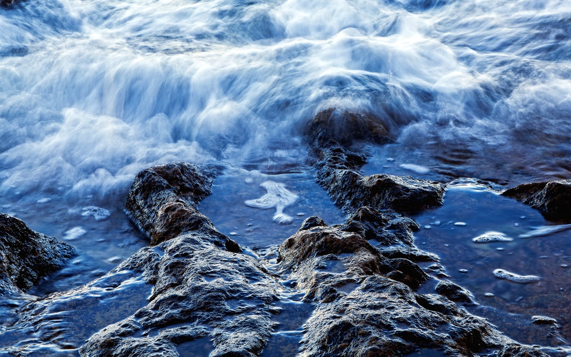 mar y océano agua océano mar naturaleza mar paisaje ola viajes roca cielo paisaje al aire libre frío