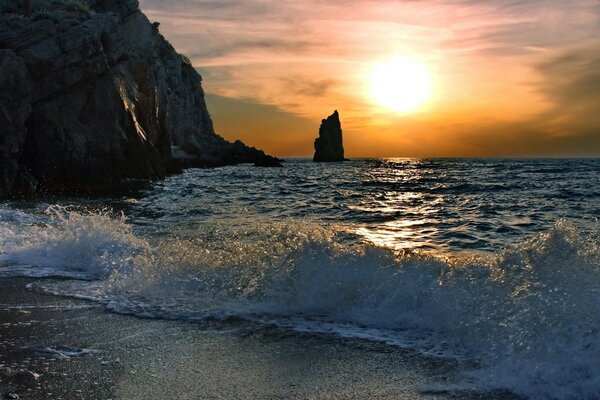 La brise du soir de la mer endormie