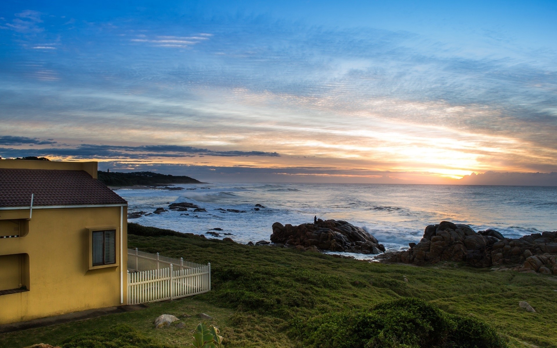 mer et océan eau mer mer plage océan voyage paysage à l extérieur ciel été nature coucher de soleil phare lumière du jour maison