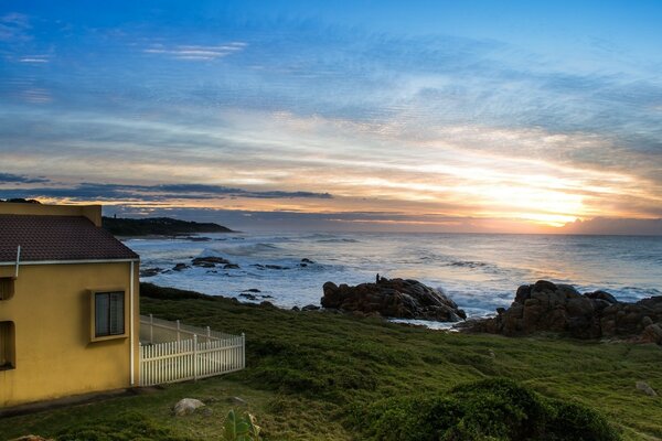 Sua casa à beira-mar