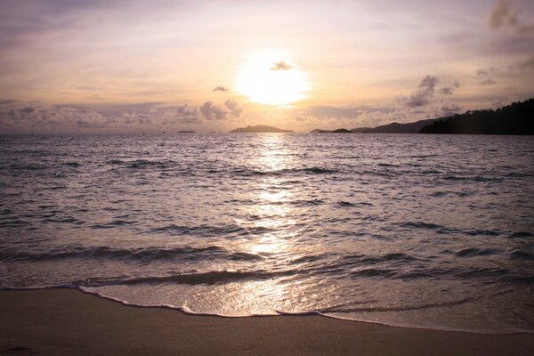 La mejor puesta de sol en el mar