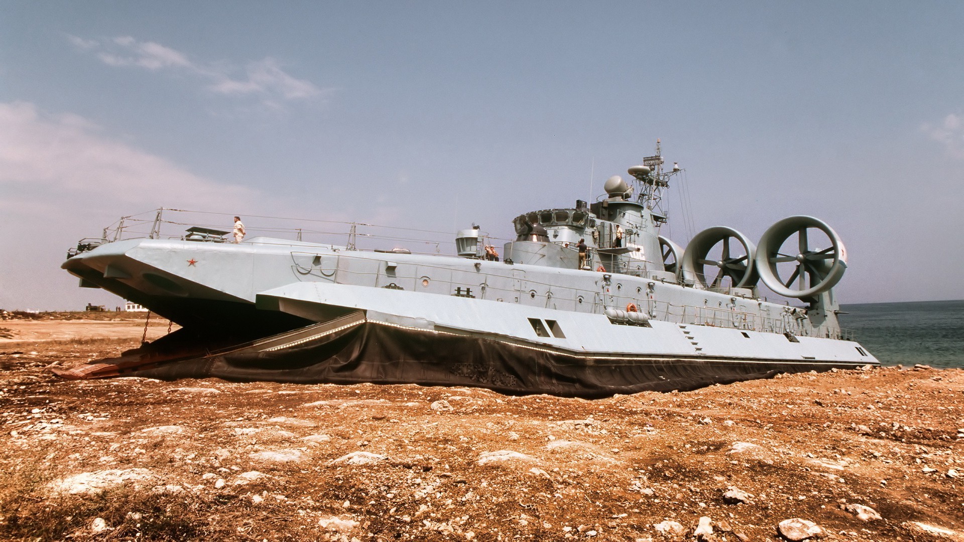 buques de guerra coche militar sistema de transporte avión barco mar guerra nave agua cielo viajes avión océano mar