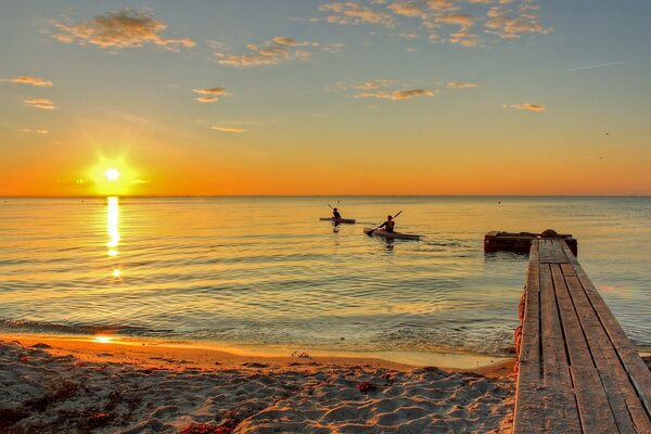 Nature. The sea at sunset. Horizon