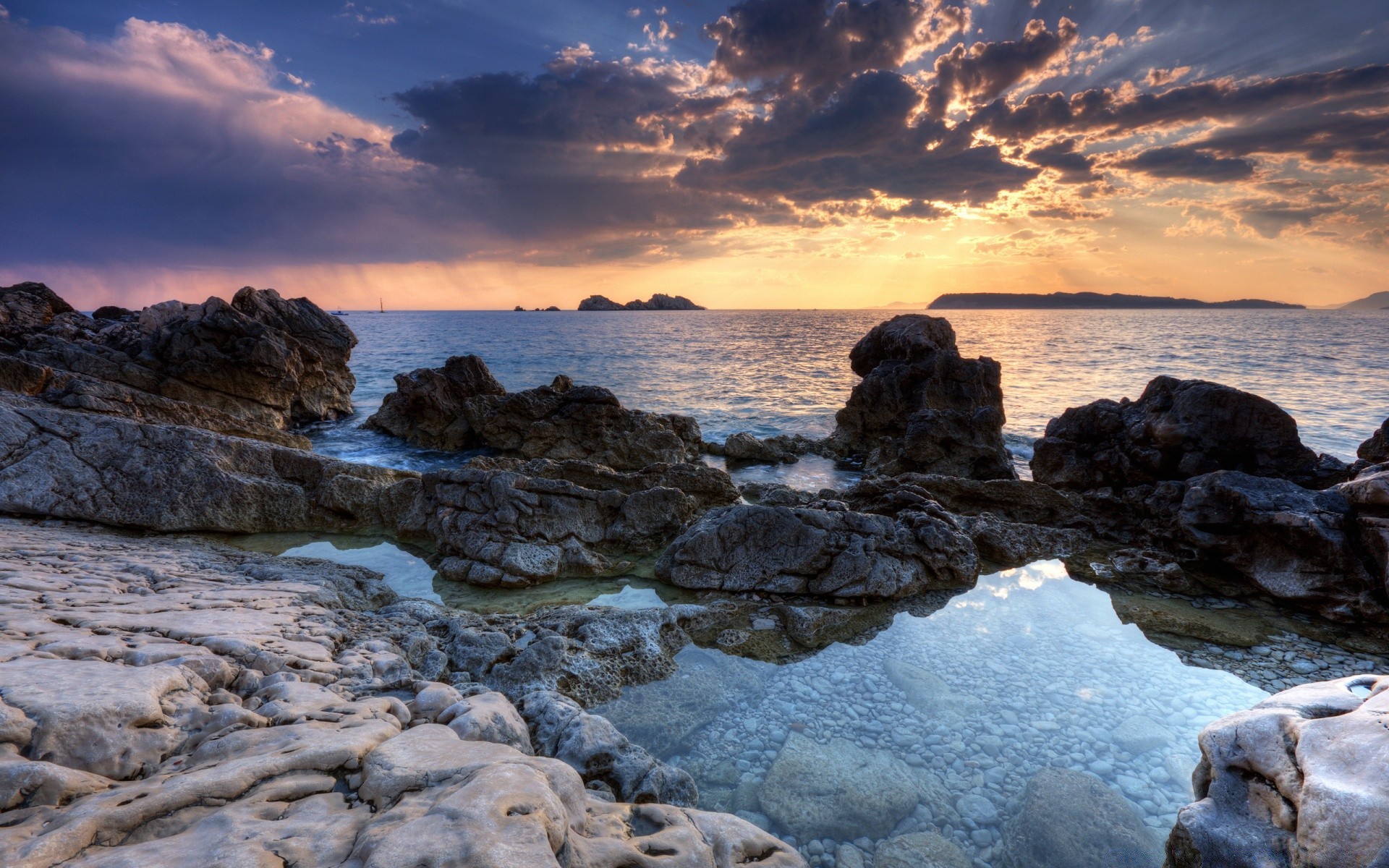 mar y océano agua puesta de sol mar playa mar océano cielo viajes paisaje amanecer paisaje crepúsculo roca sol noche naturaleza al aire libre