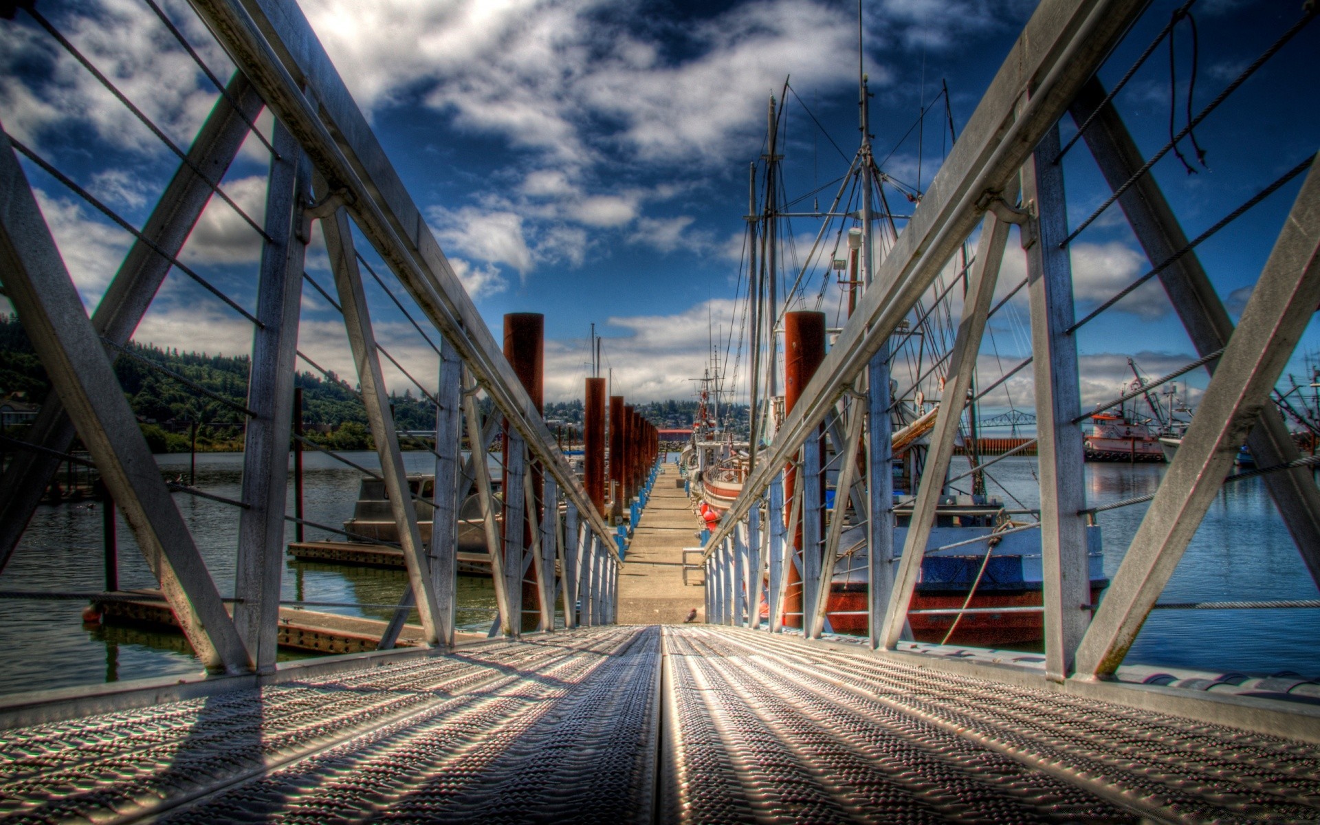 meer und ozean brücke himmel architektur bau stahl reisen ausdruck transportsystem modern haus