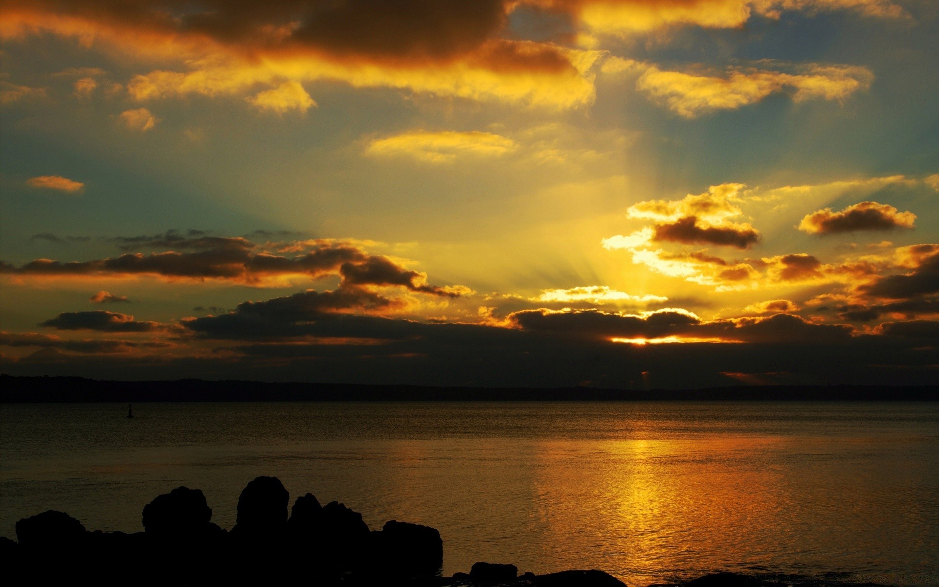 sea and ocean sunset dawn water sun dusk beach evening sea backlit sky ocean seascape fair weather travel summer landscape nature