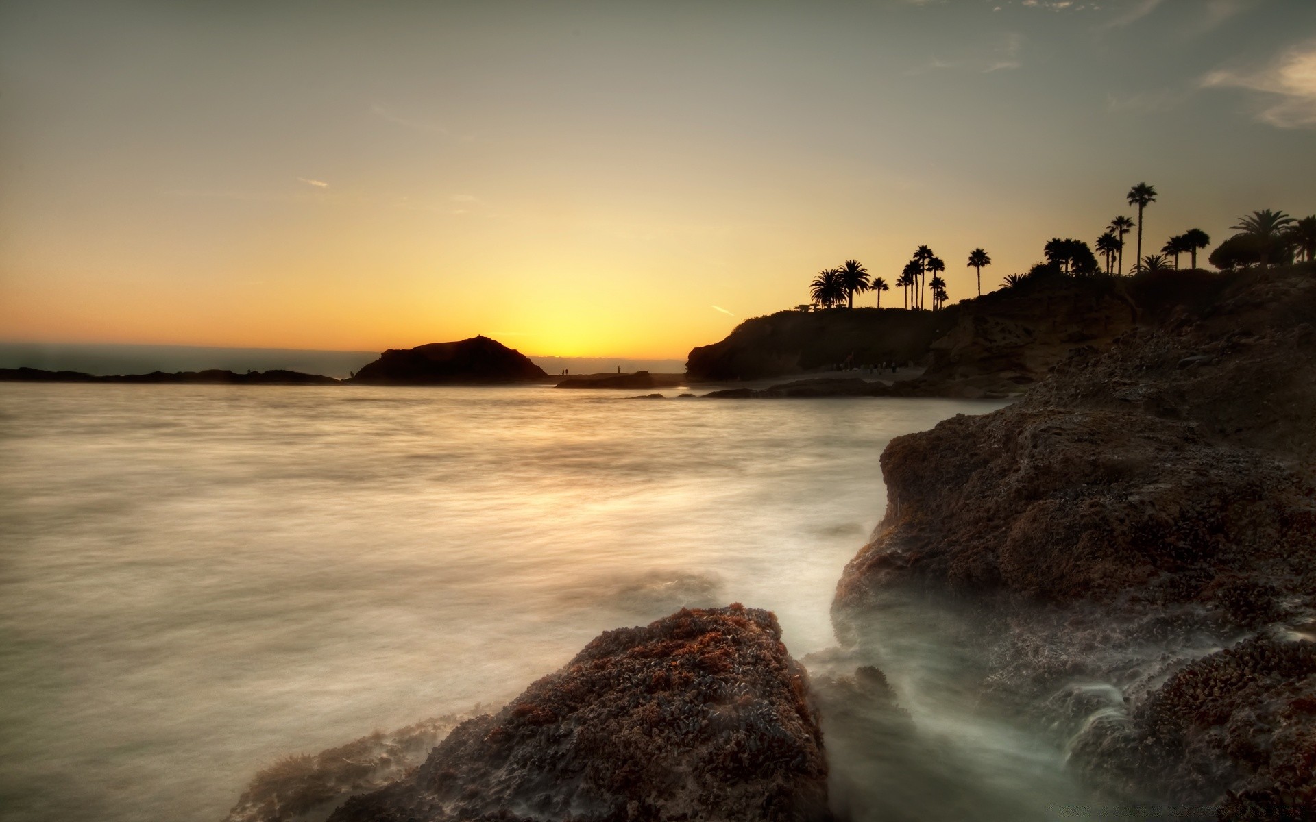 mer et océan coucher de soleil eau plage océan mer crépuscule mer aube soir paysage voyage surf soleil ciel paysage rock