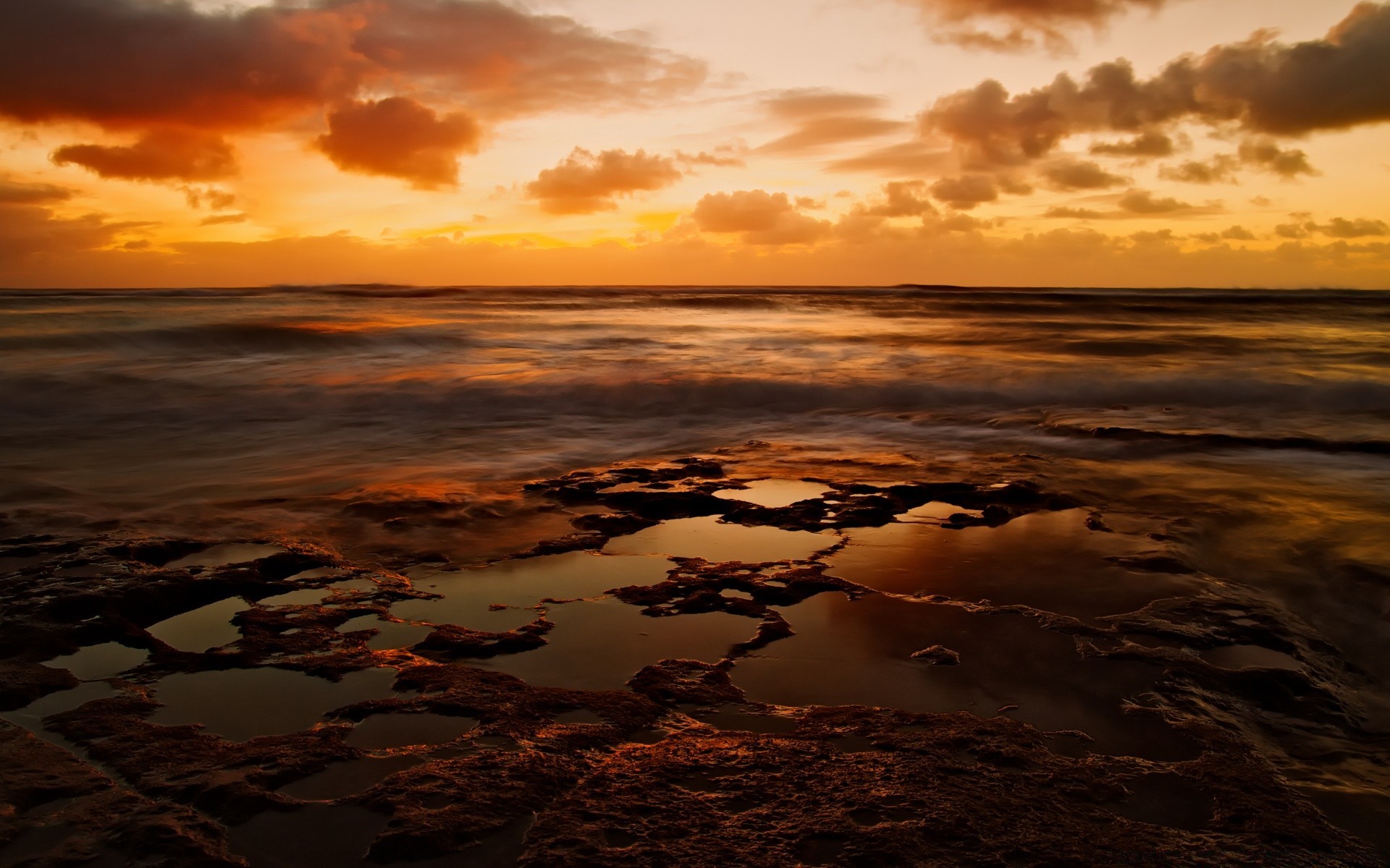 mer et océan coucher de soleil aube plage eau soir crépuscule mer soleil paysage océan paysage mer ciel