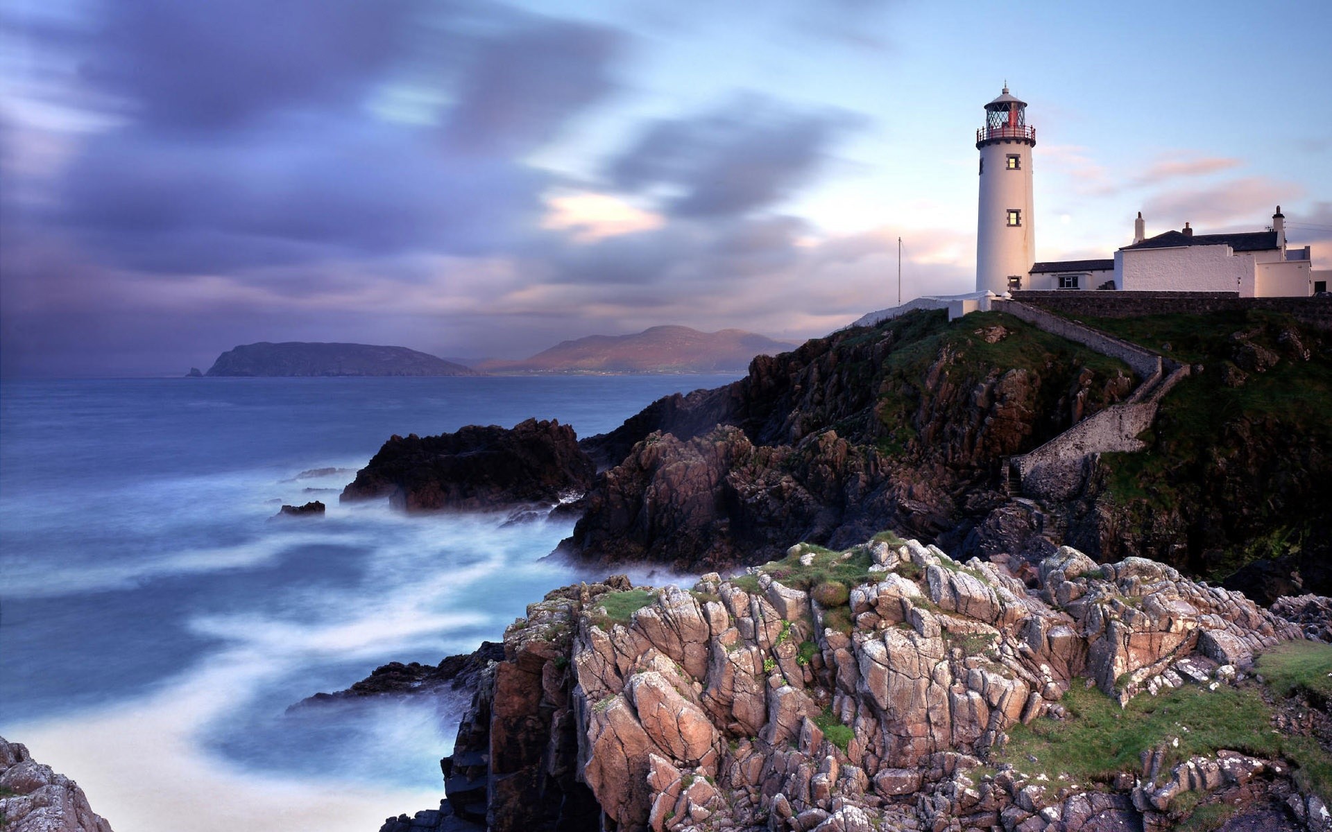 meer und ozean leuchtturm wasser meer meer ozean reisen strand himmel im freien sonnenuntergang rock landschaft natur landschaft dämmerung abend felsen guide