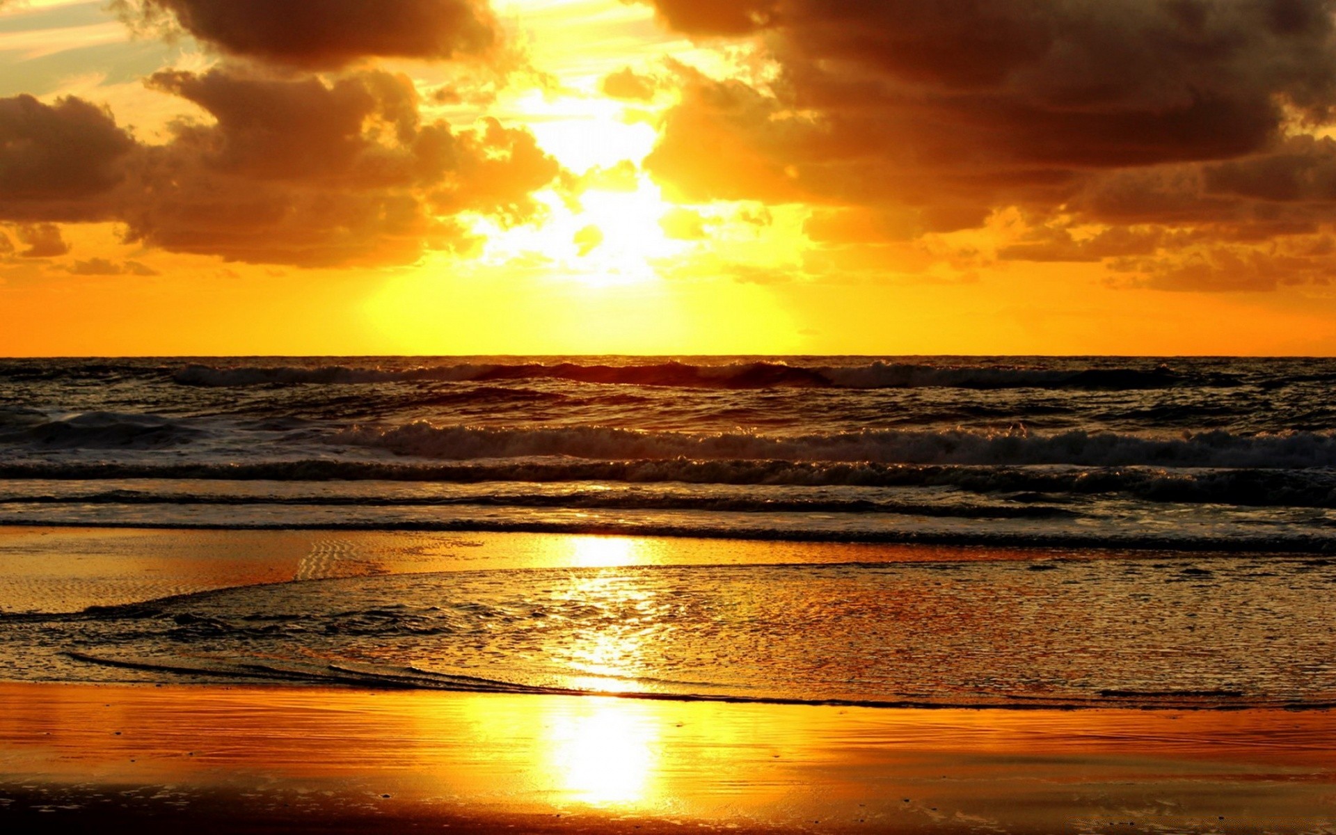 sea and ocean sunset water dawn sun dusk beach sea ocean evening seascape fair weather nature sky surf summer reflection