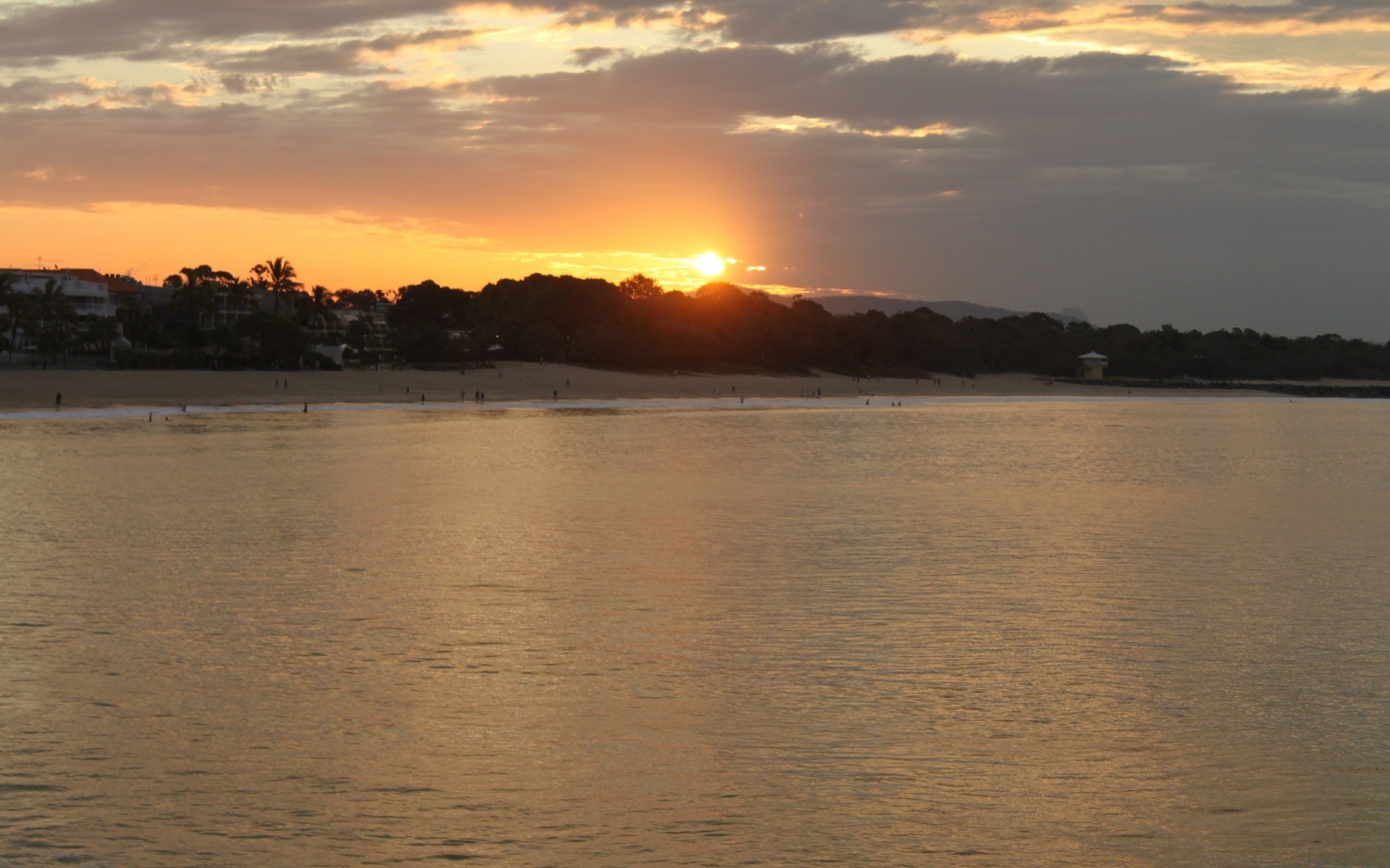 mer et océan coucher de soleil eau aube soir crépuscule réflexion soleil paysage lac plage mer lumière du jour rétro-éclairé océan ciel silhouette beau temps