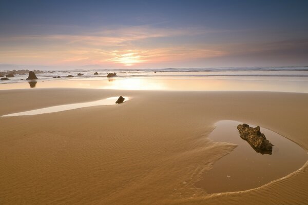 Das Meer, die Sonne und der Strand umgeben uns