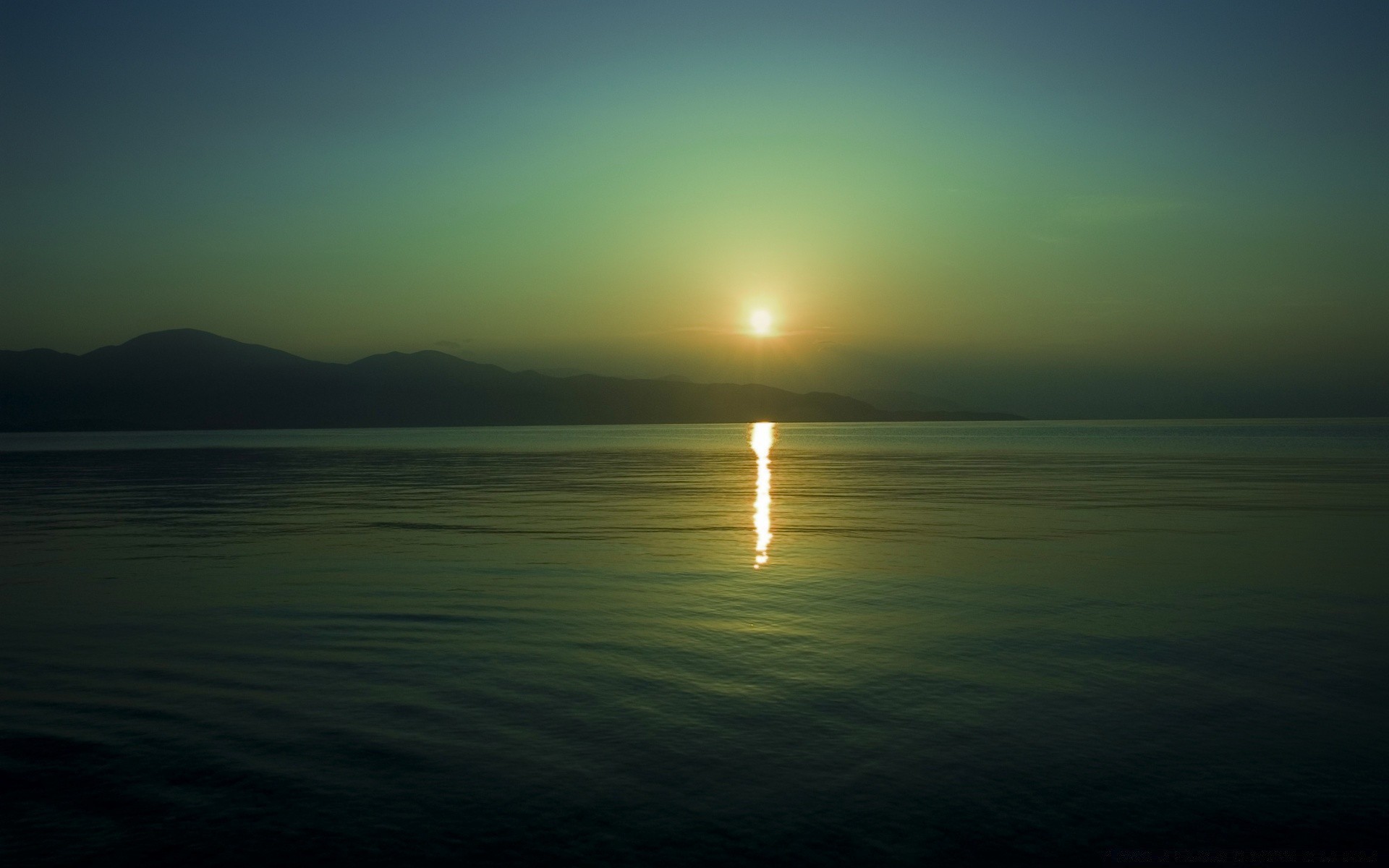 mare e oceano tramonto sole alba acqua sera bel tempo oceano spiaggia natura mare paesaggio crepuscolo paesaggio cielo estate