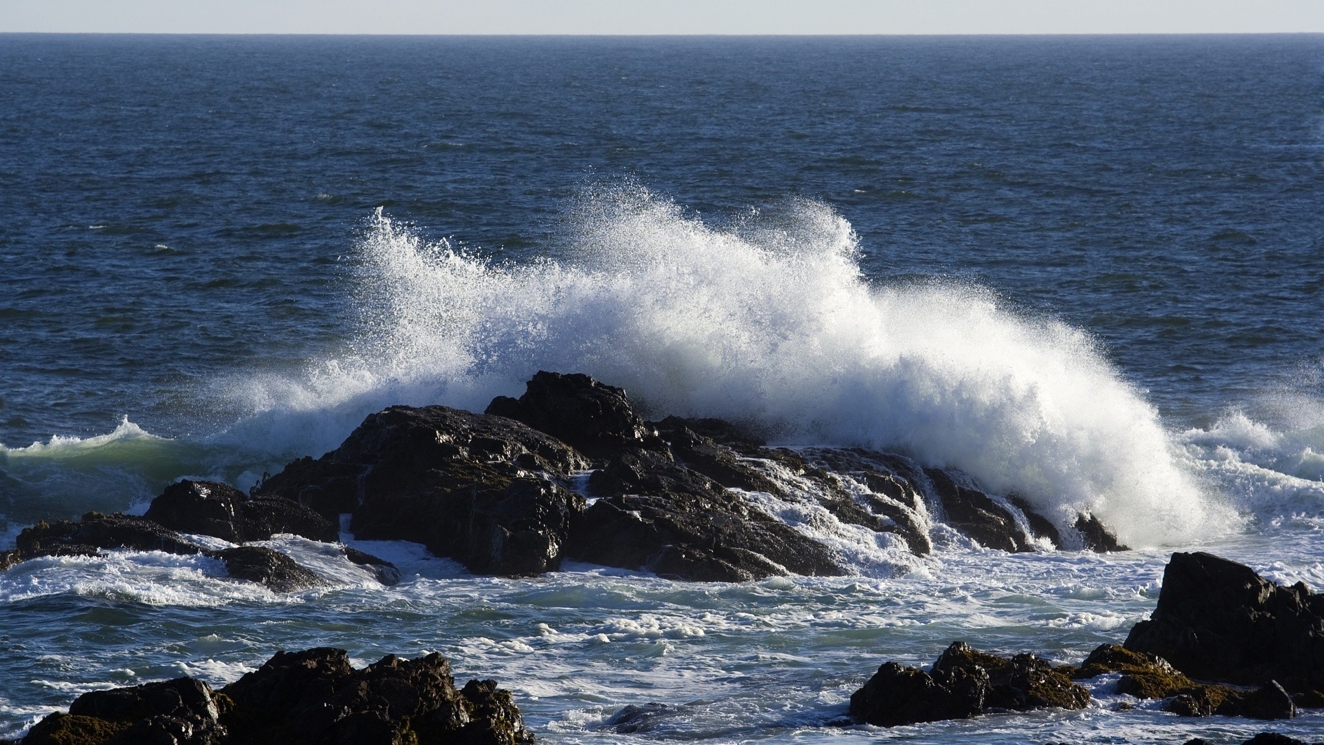 mar e oceano água surf oceano mar mar onda tempestade praia acidente viagem espuma inchação paisagem paisagem maré pulverizador ao ar livre luz do dia oceano pacífico