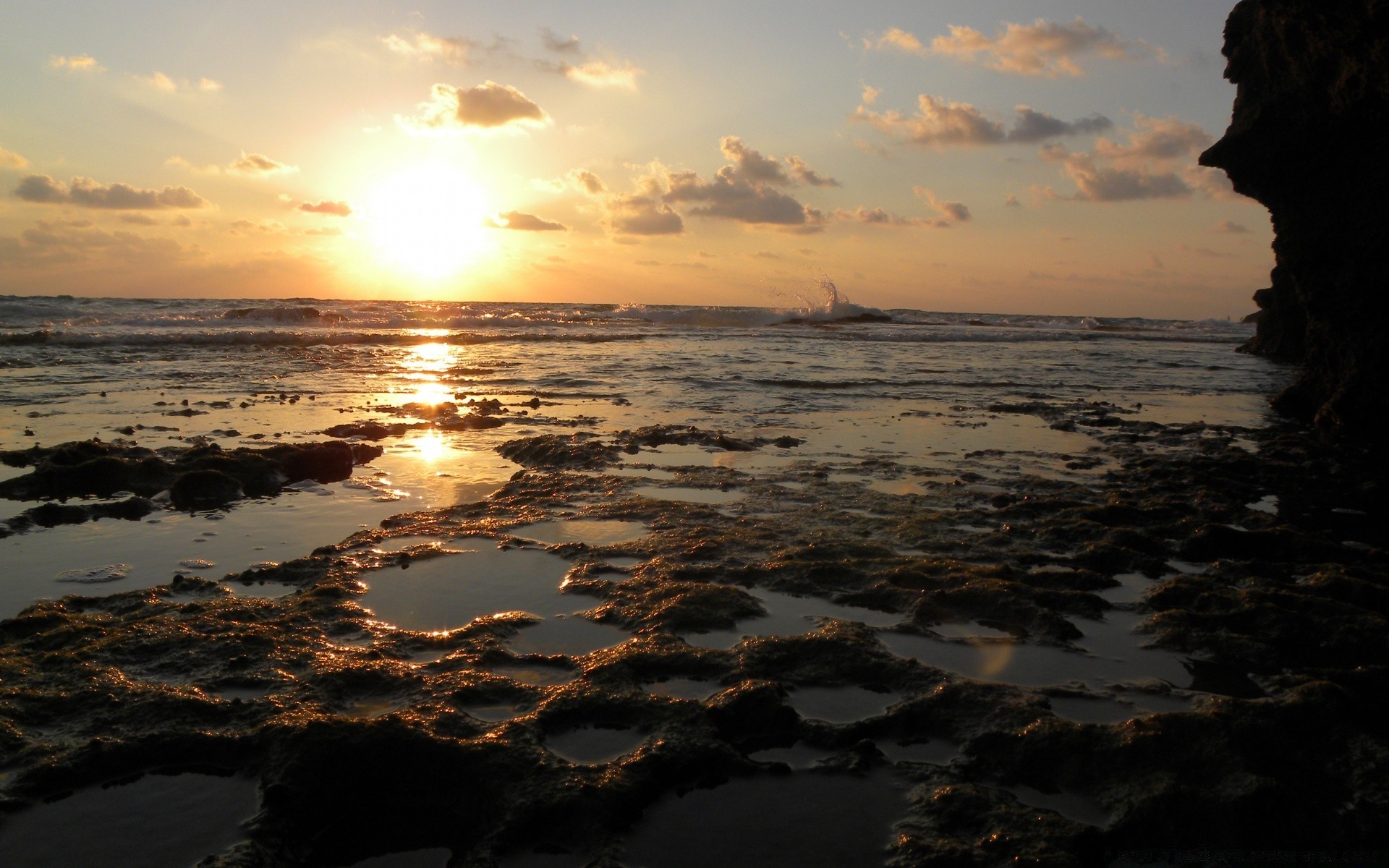 sea and ocean sunset water dawn sun dusk evening beach sea ocean seascape fair weather landscape