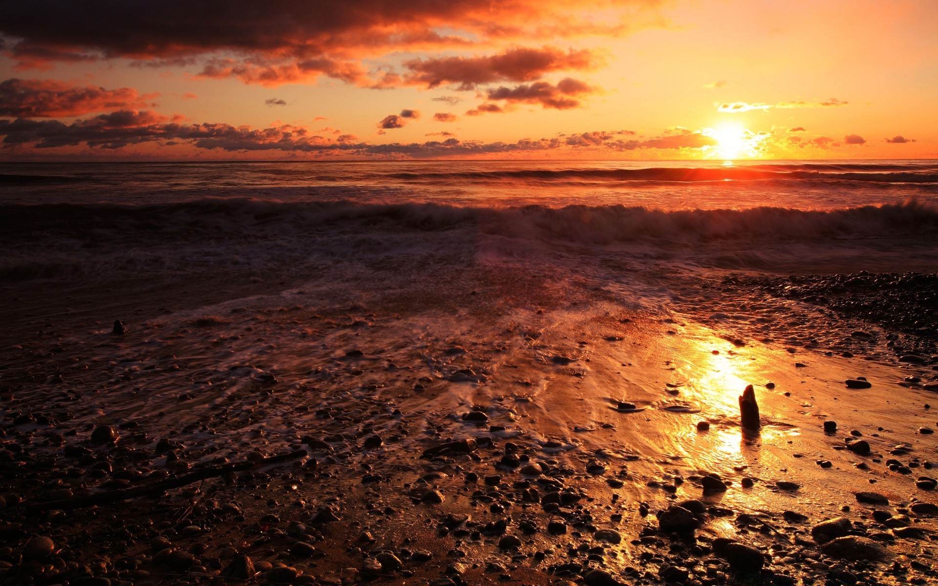 mer et océan coucher de soleil plage aube crépuscule soleil soir mer eau océan ciel paysage paysage nature mer beau temps