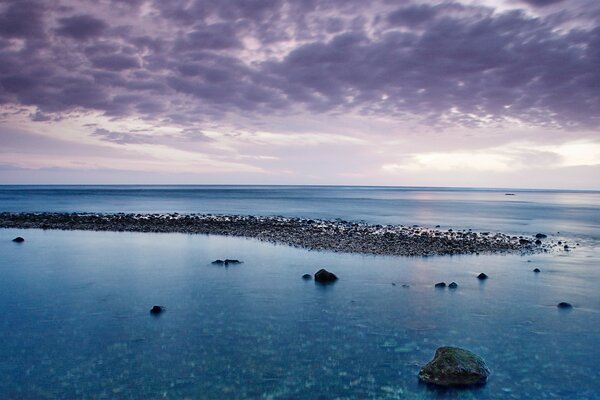 The incredible beauty of the evening ocean