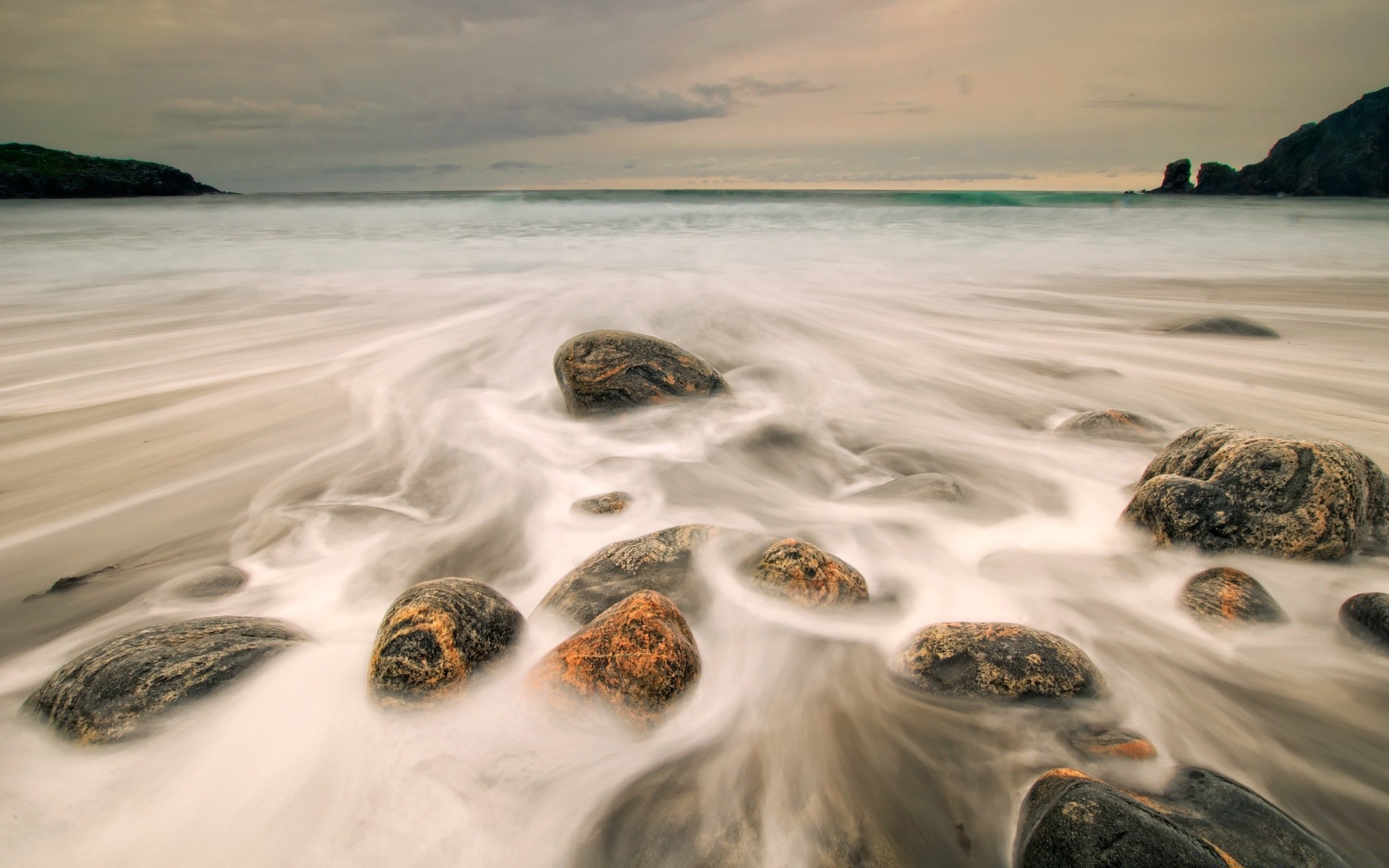 mare e oceano spiaggia acqua sabbia mare oceano mare viaggi vacanze onda surf paesaggio spiaggia sole tramonto isola tropicale paesaggio estate natura